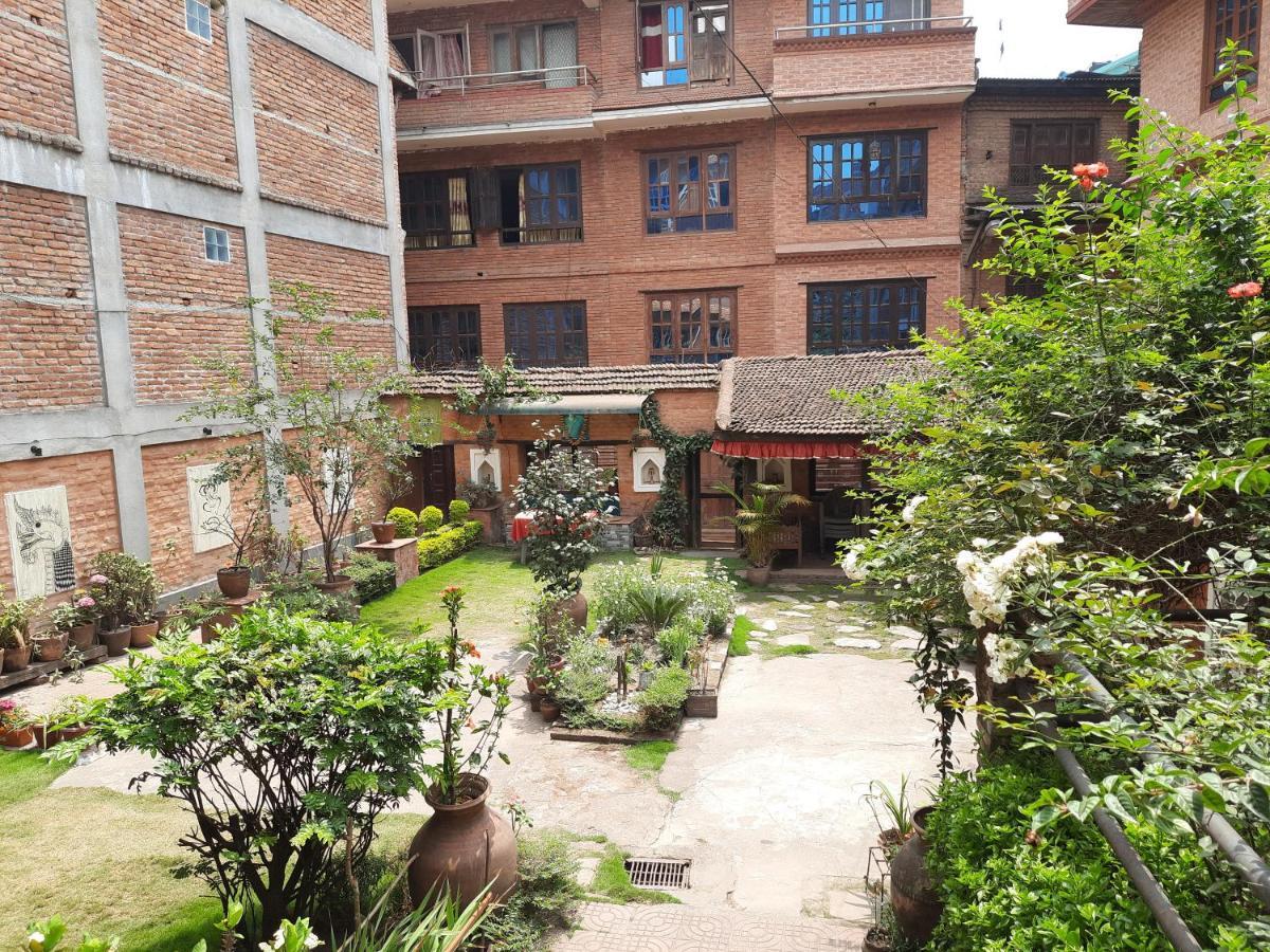 Pradhan House - Home Stay With Garden Μπακταπούρ Εξωτερικό φωτογραφία
