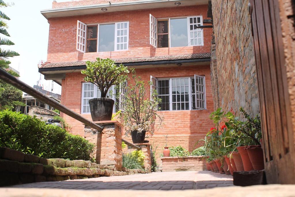 Pradhan House - Home Stay With Garden Μπακταπούρ Εξωτερικό φωτογραφία