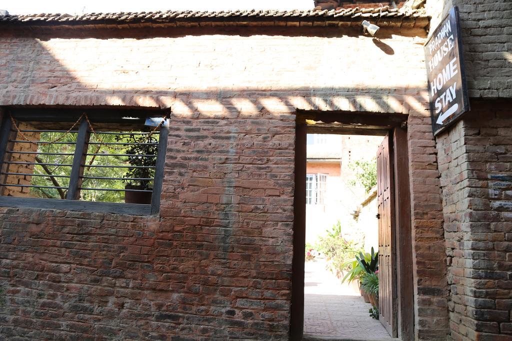 Pradhan House - Home Stay With Garden Μπακταπούρ Εξωτερικό φωτογραφία