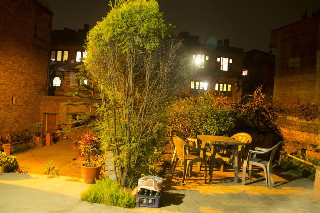Pradhan House - Home Stay With Garden Μπακταπούρ Εξωτερικό φωτογραφία