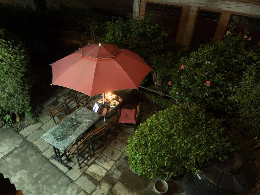 Pradhan House - Home Stay With Garden Μπακταπούρ Εξωτερικό φωτογραφία